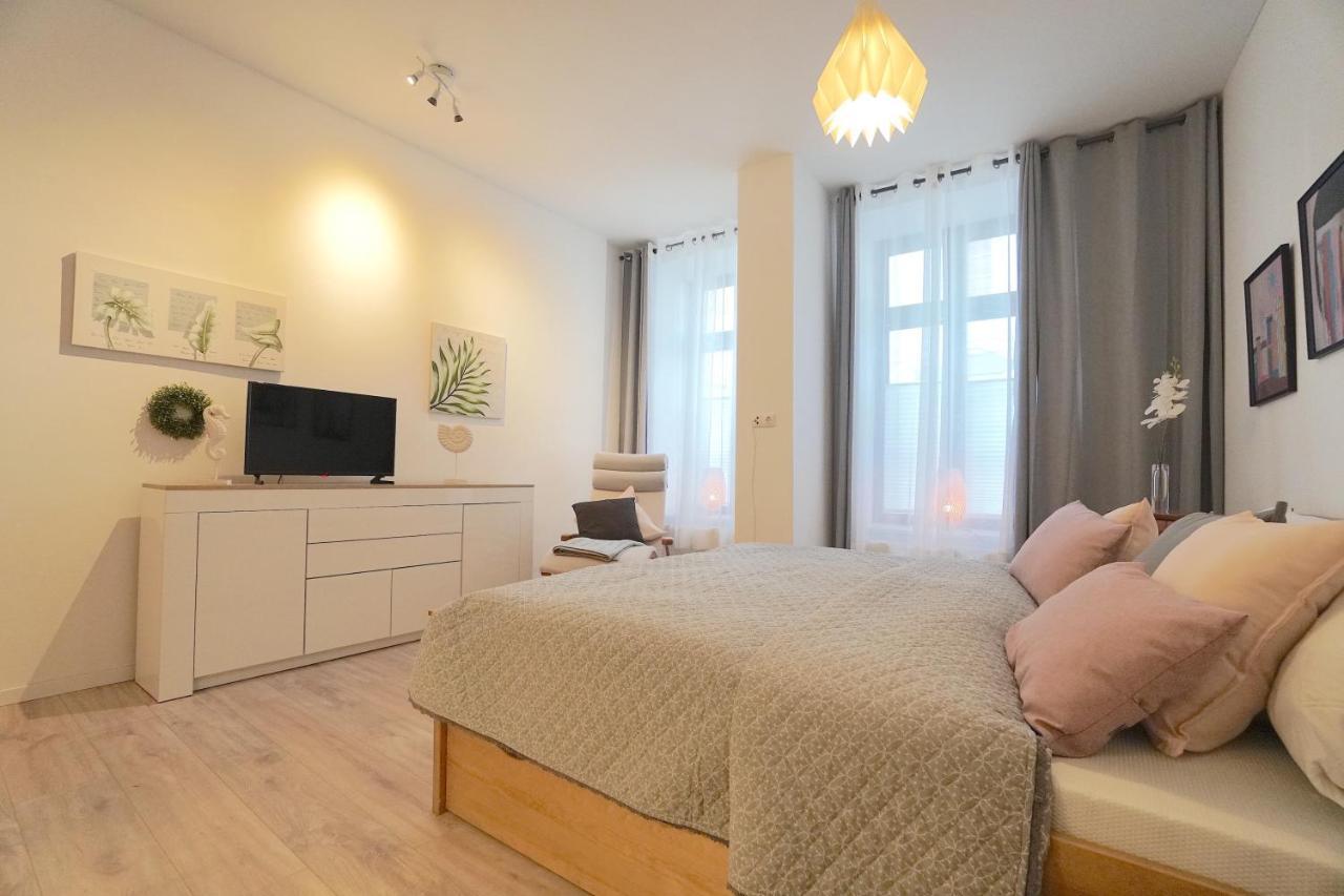 Lange Strasse Apartment Freyja ชลีสวิก ภายนอก รูปภาพ