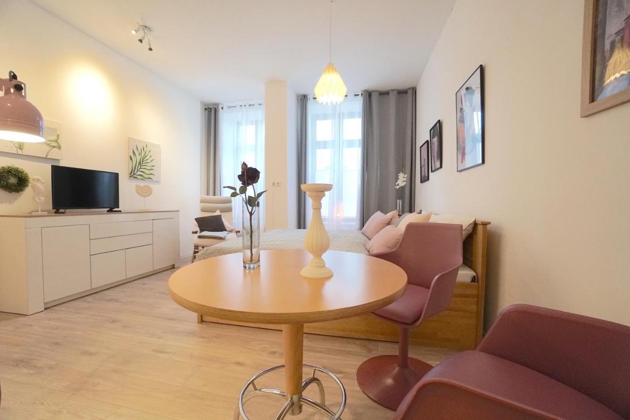 Lange Strasse Apartment Freyja ชลีสวิก ภายนอก รูปภาพ