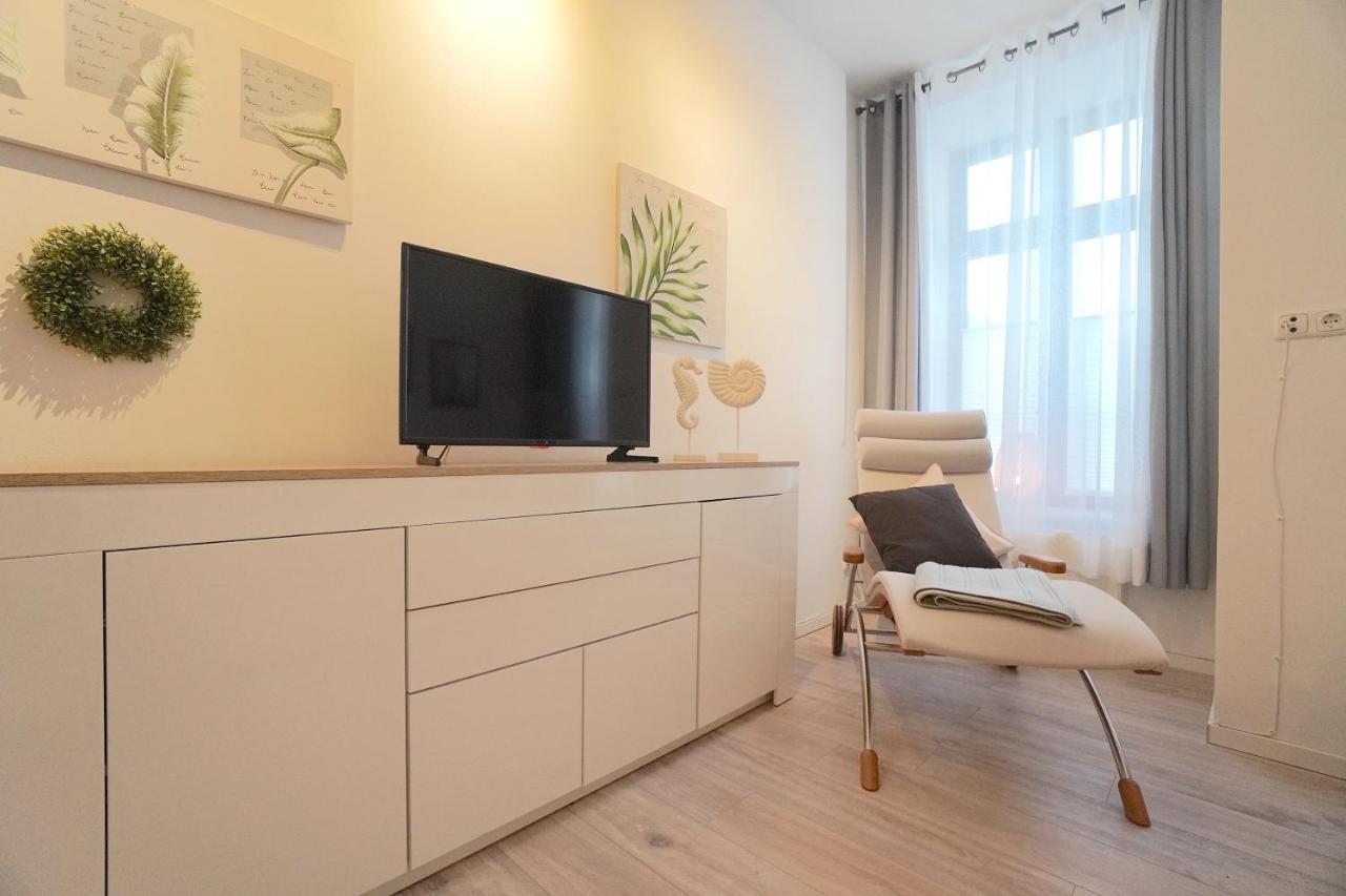 Lange Strasse Apartment Freyja ชลีสวิก ภายนอก รูปภาพ